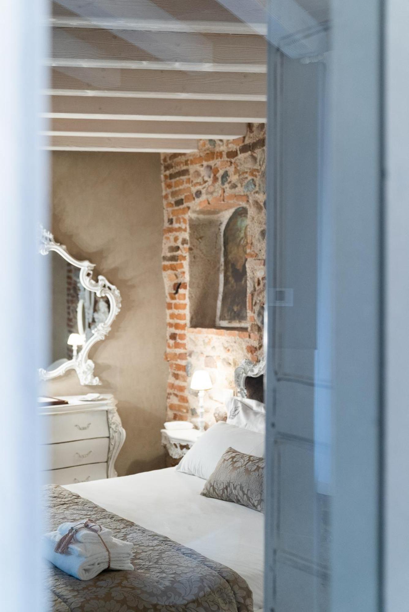 Regia Rosetta - Royal Rooms Borghetto Valeggio sul Mincio Bagian luar foto