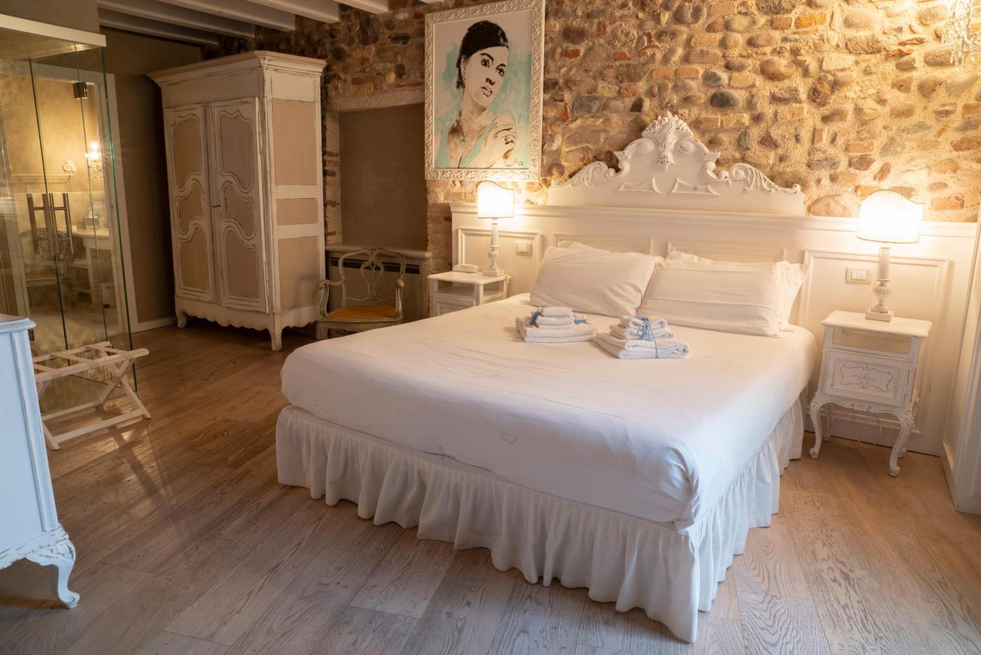 Regia Rosetta - Royal Rooms Borghetto Valeggio sul Mincio Bagian luar foto
